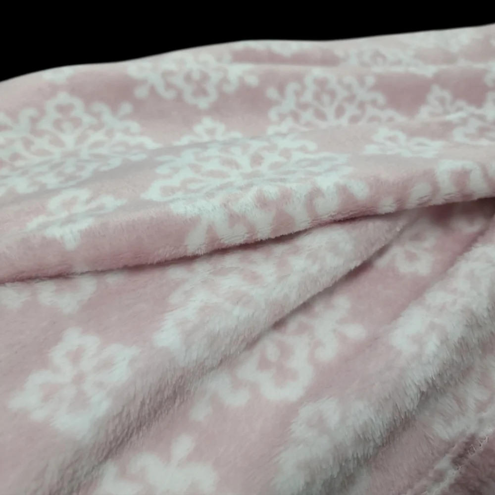 Soft & Cozy Oversized Pink White Fleece Snowflake Tassel Throw Blanket Decor New